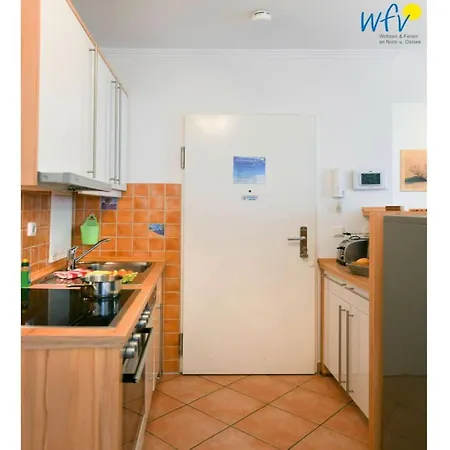 Cosy In With Balcony Appartement Binz
